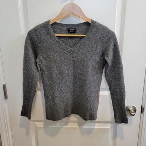 Halogen cashmere v-neck sweater